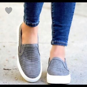 Grey Canvas Shoe